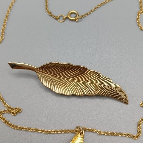 Gold Plated Necklace and Brooch/Pin - Picture 4 of 7